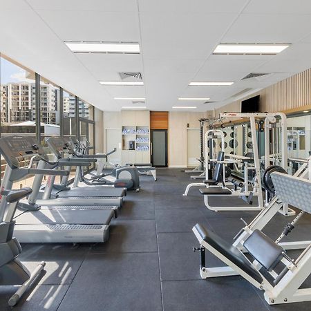 Amora Hotel Брісбен Екстер'єр фото The gym at the hotel